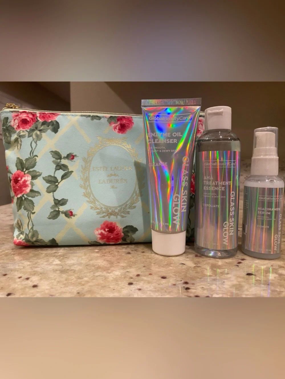 Global Beauty - Glass Skin Glow Skincare Set w/ Estee Lauder Pouch